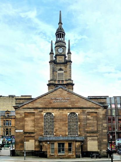 A late Georgian church on a Glasgow street.