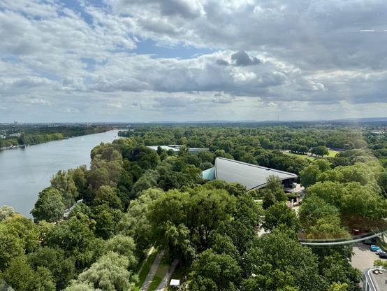 Maschsee coming into view,