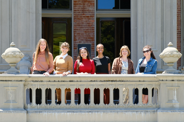 Photo of six persons including me standing in front of the South Hall building on UC Berkeley‘s campus.