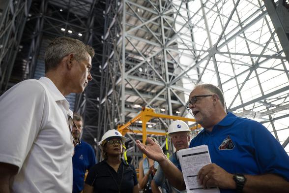 Acting_Administrator_Sean_Duffy_Tours_Vehicle_Assembly_Building_(NHQ202507300013).jpg