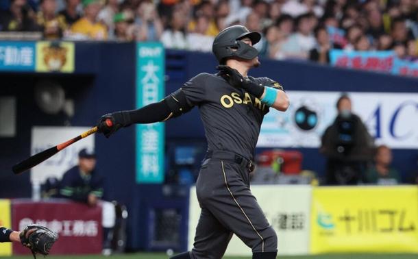 Red-hot Tigers slugger Teruaki Sato sets himself apart with home run surge