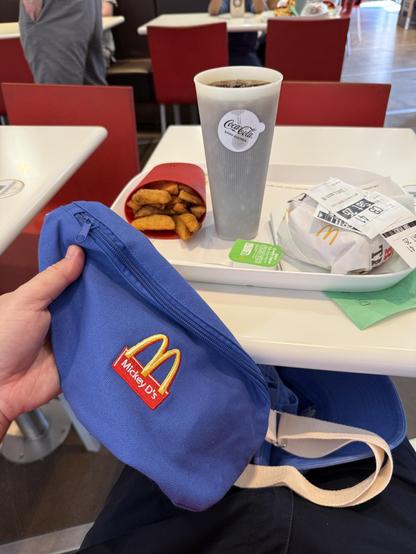 La banane bleue de McDo.