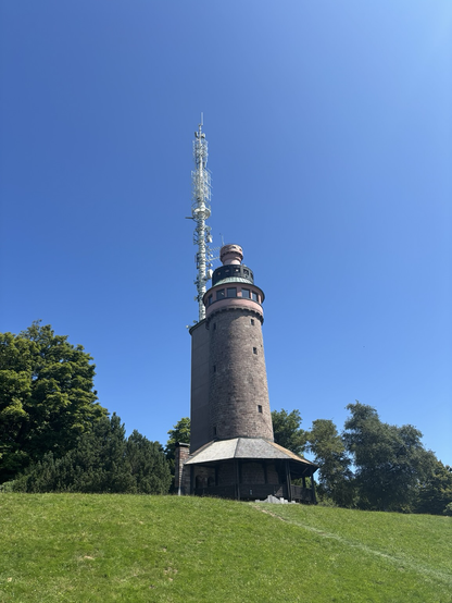 Merkurturm mit Realisstatipn DBØSWF