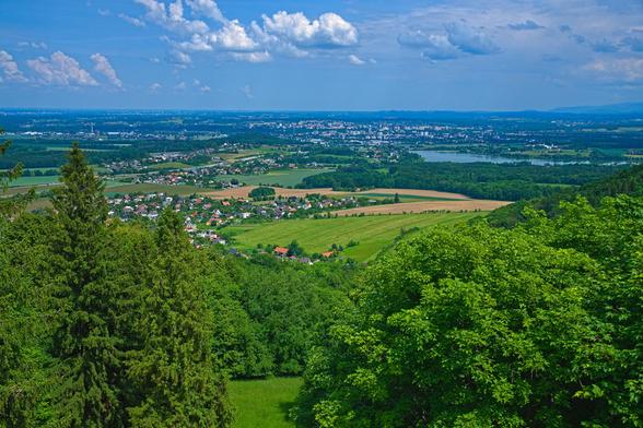 Celkový pohled směrem na Olešnou, Frýdek-Místek a Havířov.