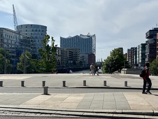 The Elbphilharmonie in the background.