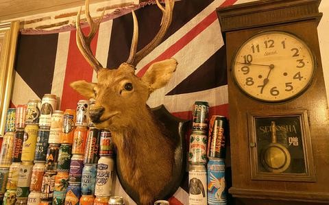 Two Brits Burger Bar blends British, American and Japanese flavors in Tokyo