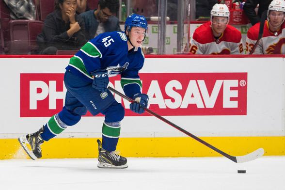 Former Vancouver Canucks Prospect Officially Lands New Contract for the 2025-26 Season