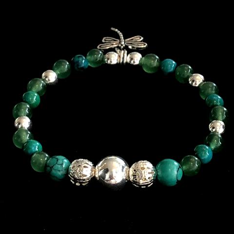 Magnifique bracelet Libellule fait à la main par l’artisane Cindy Cinnamon et disponible à la BijouterieBrillance.com