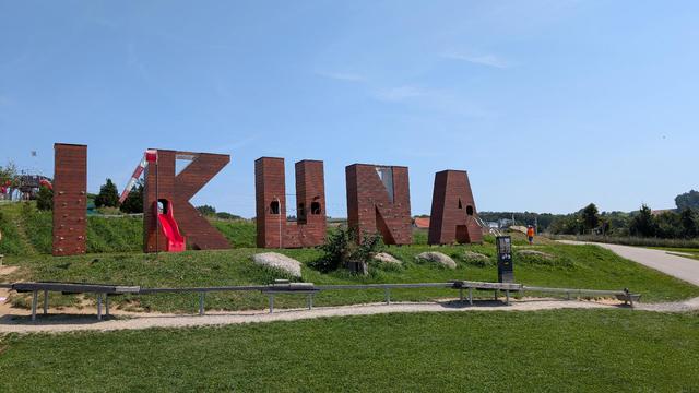IKUNA Logo mittem im IKUNA Park