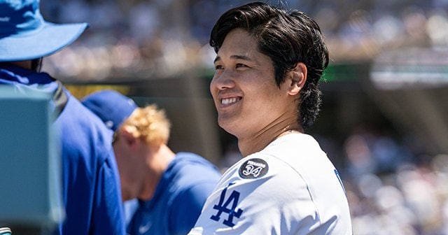 テレビに映らない大谷翔平「また9月に」「もう来ないでください!」“悪い笑顔”で番記者イジり後…5戦連発で思い出した日本ハム時代の言葉 - MLB - Number Web