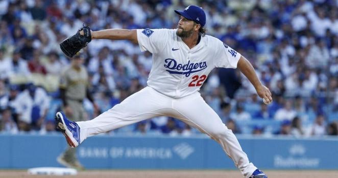 Clayton Kershaw shines as Dodgers beat Padres to regain tie for first