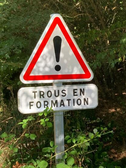 Trous en formation