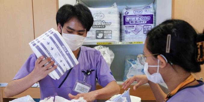Foreign workers in Japan more than quadruple in labor-starved areas