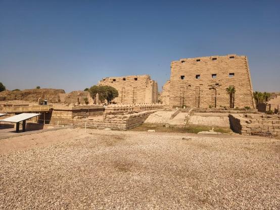 Ingresso del tempio di Karnak
