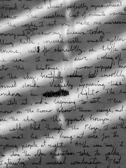 Texto escrito a mano. Foto: Micah Boswell / Unsplash