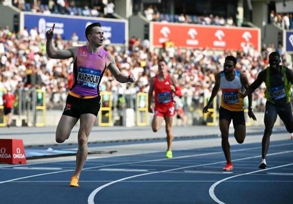 Warholm In Confident Swagger Towards Tokyo Worlds