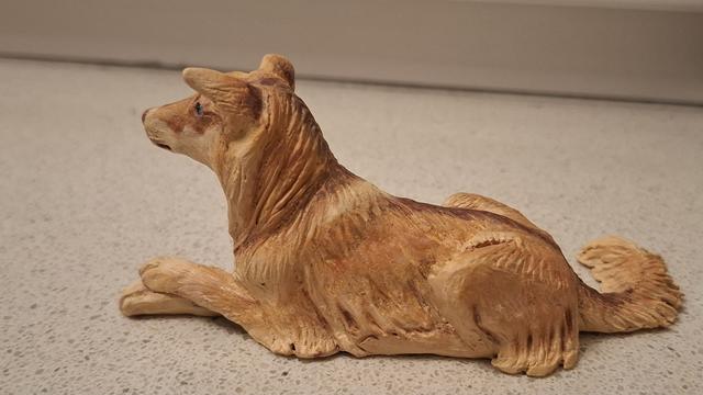 Same figurine.
