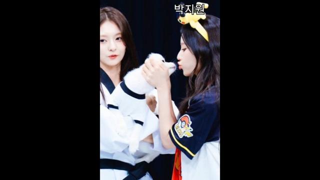 フロミスナイン パクジウォン (Fromis9 Jiwon)