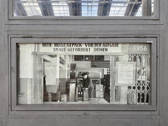 A photo from 1956 that displayed at the platform. It shows a railway worker who collected luggage to be stored away for the journey.