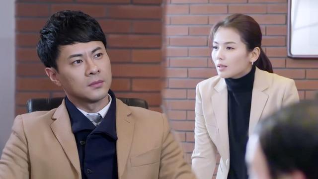 离婚两年再次相见，丈夫看见前妻风姿依旧，他追悔莫及！💗#剧情 #家庭 #drama #伦理 #情感 #婚姻 #婆媳 #love #背叛 #霸总 #2025 #精彩影视