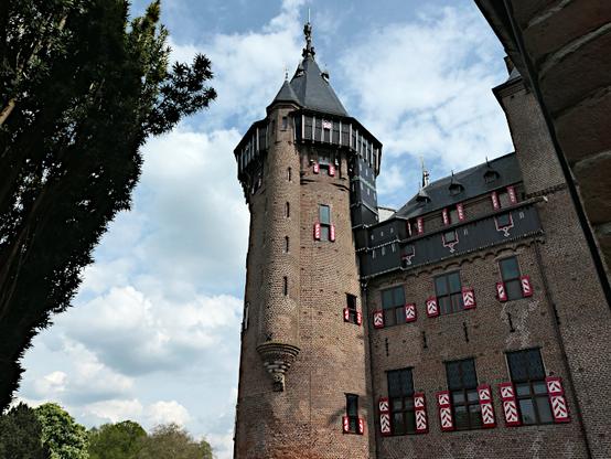 Foto van hoektoren van kasteel