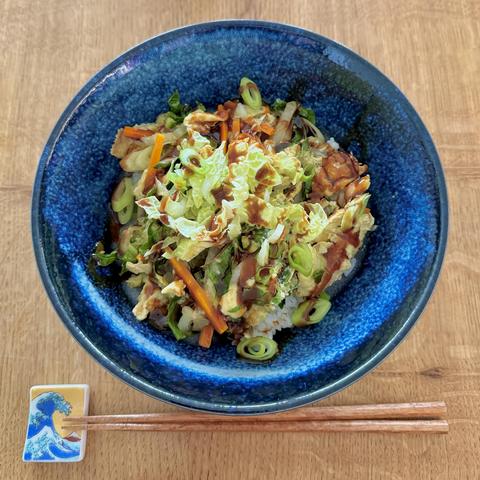 A close-up of my bowl with the meal as described in the post.