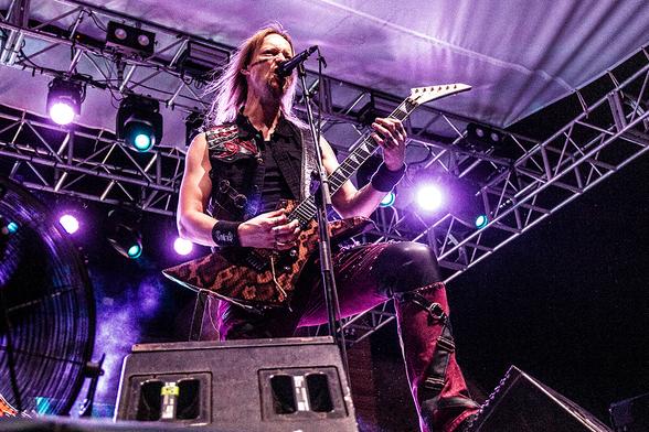 Pic: Ensiferum by Neave Visual Art

‘Metal Beach #Festival’ del Sur de Europa, tronó cálidamente, amenizado con aires del Mediterráneo, para afianzarse: 'Sun & Thunder', 17, 18 y 19 de julio 2025 - Recinto #Marenostrum Fuengirola (Málaga). [Parte II] https://collectorseriesdiy.blogspot.com/2025/08/el-mejor-y-mas-potente-formato-de-metal_22.html #Music #Metalsky #HeavyMetal #Rock