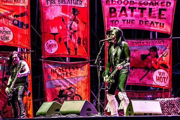 Picture: WASP by Neave Visual Art / La Factoría del Ritmo / Collector's Series DIY 

#Festival #rockero playero, 'Sun & Thunder', #Marenostrum en colaboración y producción conjunta, con la promotora que vela por el estupendo #Z!LiveRockFest de Zamora. #Metalsky #Metal #Heavy-Metal #Hard-Rock https://collectorseriesdiy.blogspot.com/2025/08/el-mejor-y-mas-potente-formato-de-metal_22.html #Death-Metal #Power-Metal #Glam-Metal #Rock