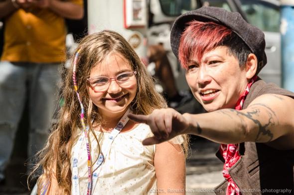 photo: Billy Kidd performing at Largo do Carmo