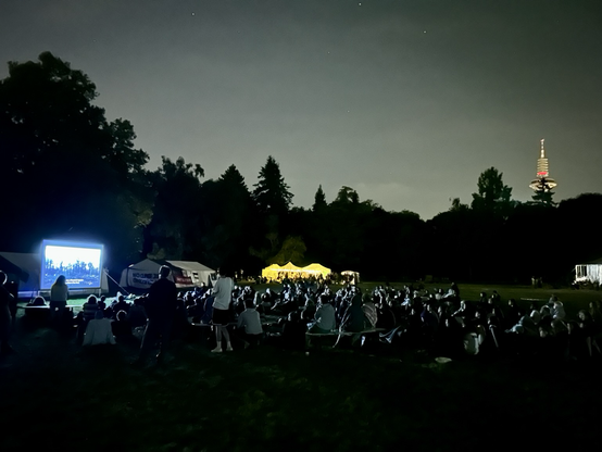 Open Air. System Change auf dem System Change Camp in Frankfurt.