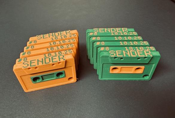 3d printing merch key ring audio tapes in timelaps