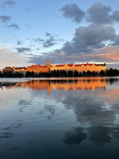 Säästöpankinranta, Eläintarhanlahti.