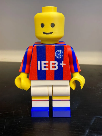 Lego minifig in a San Lorenzo uniform
