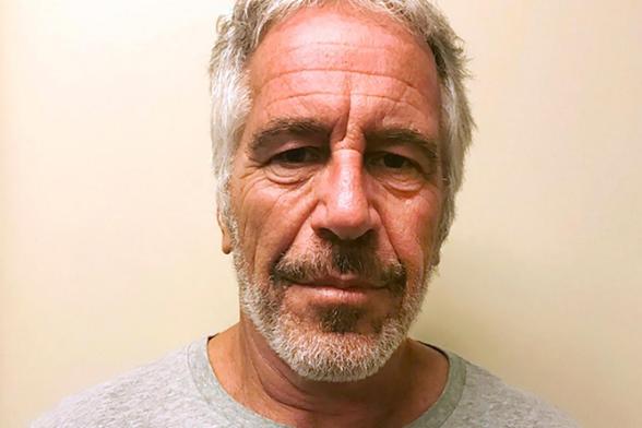 Jeffrey Epstein, en una foto del 28 de marzo del 2017 facilitada por el Registro de Delincuentes Sexuales del estado de Nueva York, tras su arresto. (Associated Press)