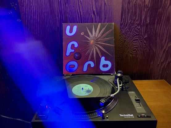 now spinning:
The ORB - U.F.ORB (2x LP)