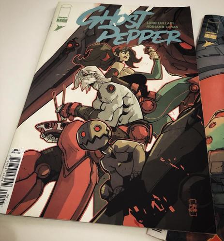 Photos des deux premiers numéros du comics Ghost Pepper par Lulo Lullabi (scénario et dessin) et Adriano Lucas (couleurs), publié par Image Comics.