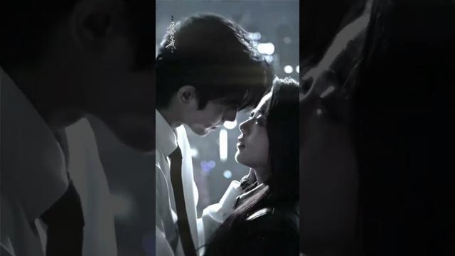 这一刻，眼中只有你😍😍 #宋威龙 #赵今麦 #SongWeilong #ZhaoJinmai #cdrama #shorts