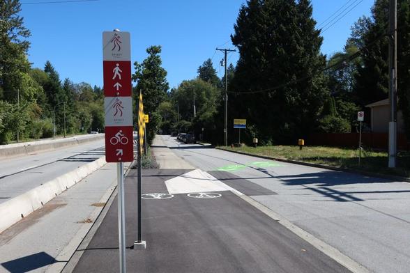 Start (west end) of the new Spirit Trail Eastern Extension. The trail runs along Heritage Park Lane.
