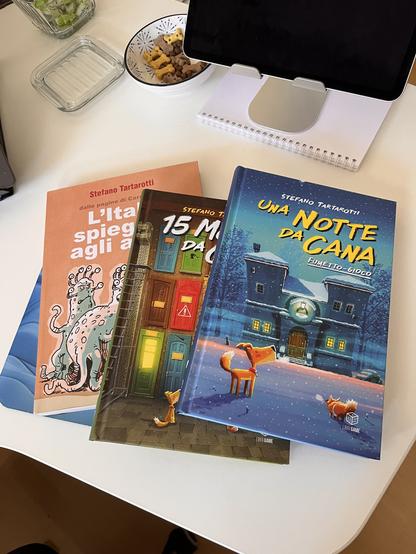 3 Libri da Stefano Tartarotti: Una notte da cana, 15 mondi da cana, e L'italia spiegata agli alieni