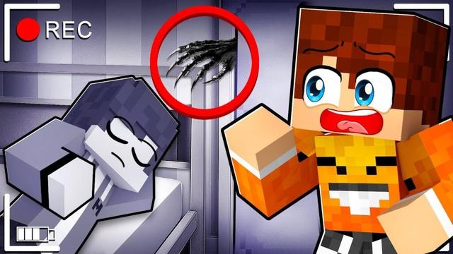 COŚ WŁAMUJE SIĘ DO DOMU w Minecraft!