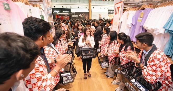 ユニクロが“インドのシリコンバレー”ベンガルールに初出店　クリケット界のレジェンドも駆けつけ - WWDJAPAN