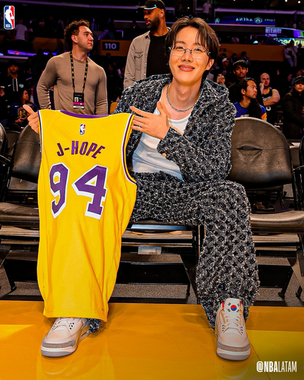 Hobi on the Lakers Socials with his fancy shirt