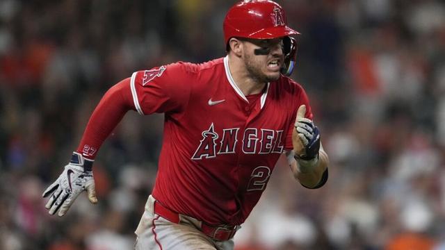 Mike Trout scratched from Angels' lineup with skin infection on left arm