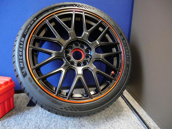 Fox Racing VR3 alloy wheel with anodised red rim lip and spigot ring, ready for fitting to car