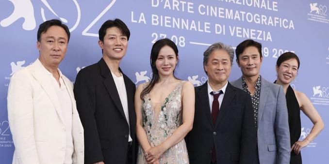 【ベネチア国際映画祭2025】金獅子賞の有力候補は？ 開幕から中盤トピックスを振り返り！| カルチャー | ELLE ［エル デジタル］
