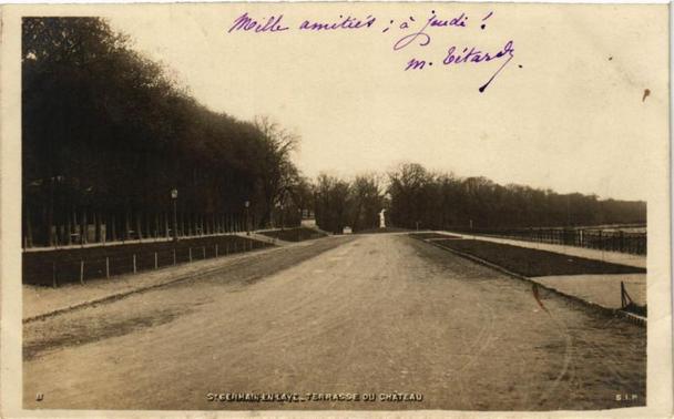 Saint-Germain-en-Laye - Terrasse du Chateau à #SaintGermainenLaye (#Yvelines)  #CartePostaleAncienne 👉 https://cartorum.fr/carte-postale/132381/saint-germain-en-laye-saint-germain-en-laye-terrasse-du-chateau