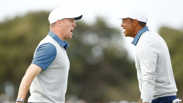 Justin Thomas Telling The Story Of Trying To Shit Talk Tiger Woods, Only To Have Tiger Stuff Him Back Into A Locker Is So Goddamn Awesome