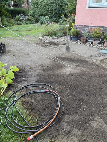 Der Haufen ist weg und nun ist viel Platz