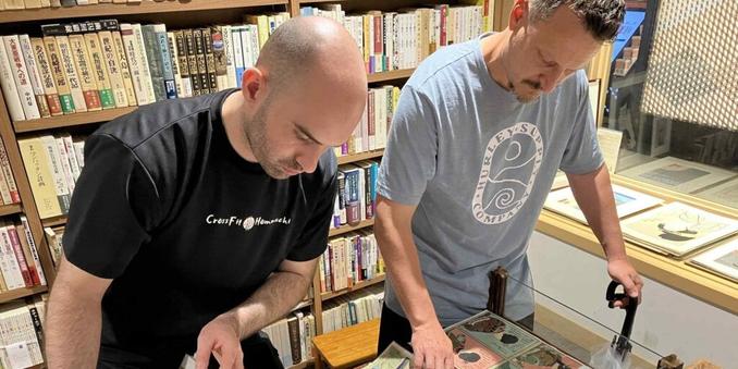 Osaka's 'street of old books' brings in both local and global visitors