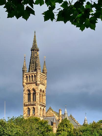 The tower of Glasgow University.